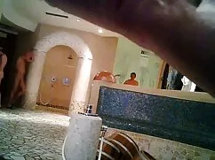 十代のかわいこちゃんは濡れた情熱で彼女の ...